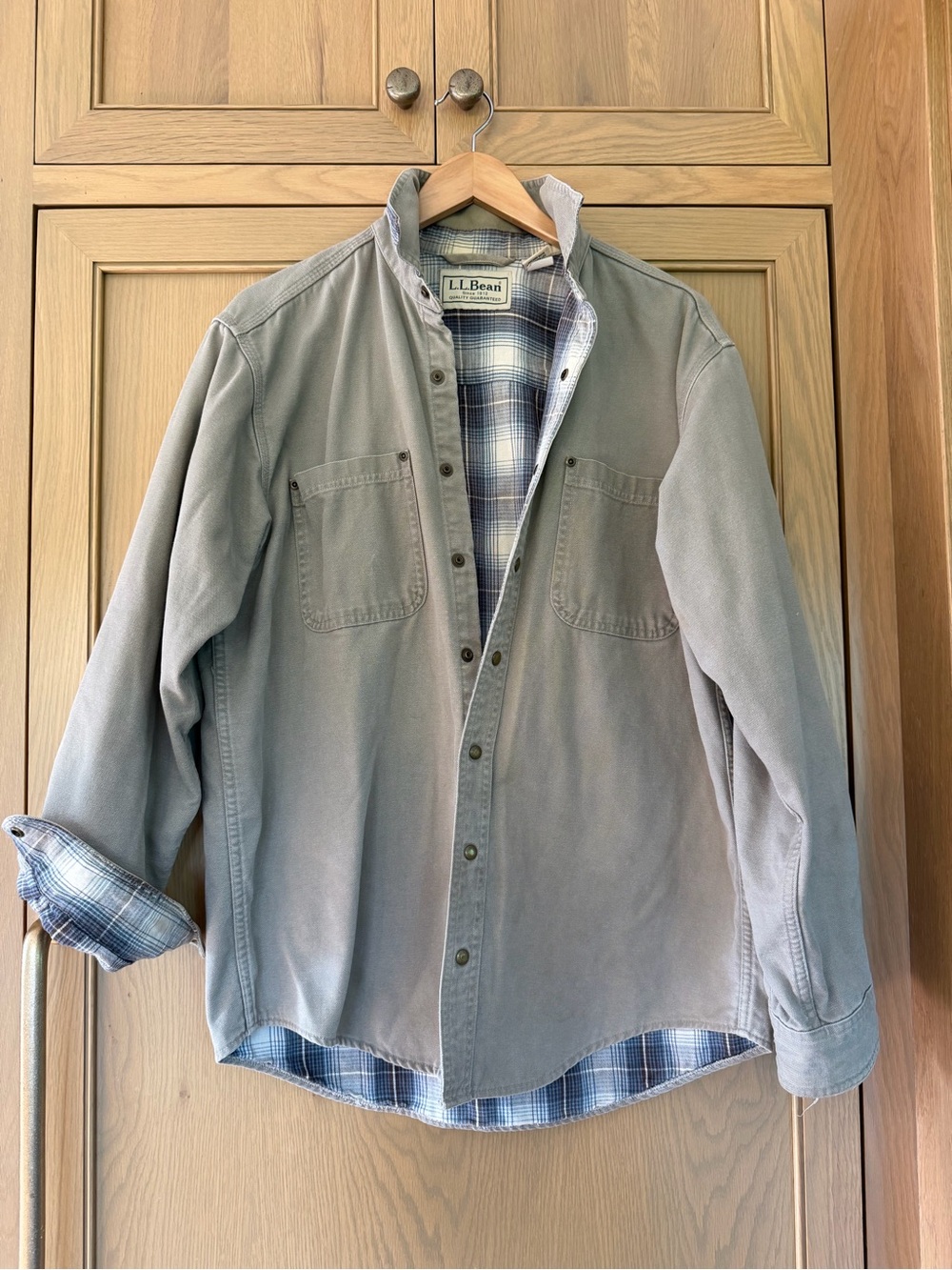 Vintage L.L. Bean Light Greige Men's Snap Front Work Shirt with Plaid Lining  LG